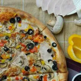Pizza Capricciosa