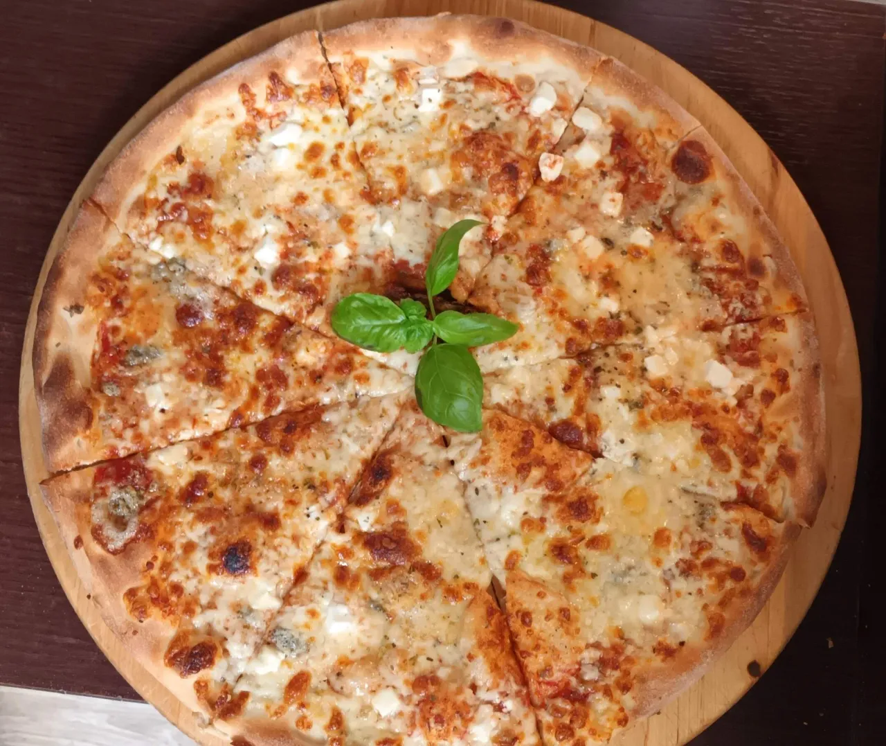 Pizza trzy sery