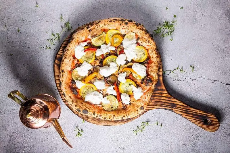 Pizza Burrata Vegetariana