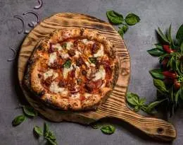 Pizza Salsiccia Bomba picante