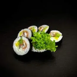 Futomaki węgorz w tempurze