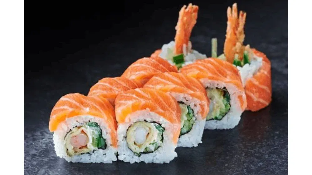 Golden California maki Krewetka w tempurze