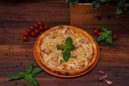 Pizza z Frytkami  33 cm