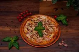 Pizza Wiejska Uczta 33 cm