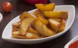 Pieczone ziemniaki 400g