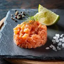 Salmon tatar
