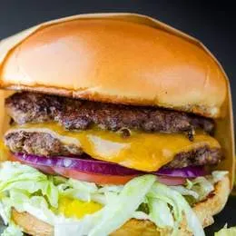 Double Double+frytki belgijskie 250g z sosem autorskim