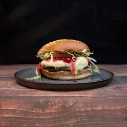 Camembert Burger