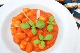 Gnocchi z sosem pomodoro