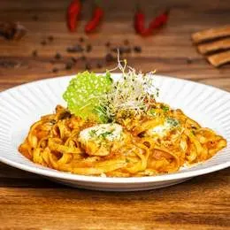 CHICKEN CORDON BLEU LINGUINE