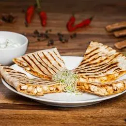 CHICKEN QUESADILLA