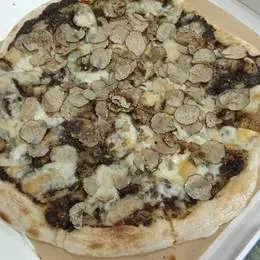Pizza Tartufo