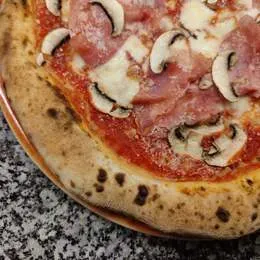 Cotto e funghi