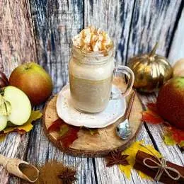 Szarlotkowa Latte