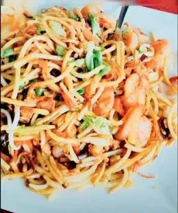 Makaron udon z krewetką