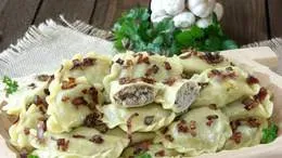 Pierogi z kapustą i pieczarkami 7 szt