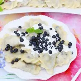 Pierogi z jagodami 7 szt