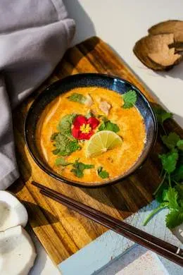 Tomkha z krewetkami