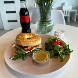 Bajgiel z kurczakiem