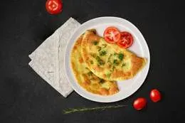 Czebureki z serem i ziołami - 2 szt (210 g)