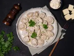 Pielmieni z kurczakiem i wieprzowiną - 15 szt (235 g)