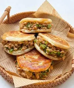 Chińskie ROU JIA MO 肉夹馍