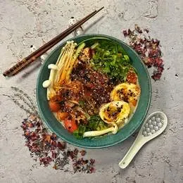 6. RAMEN UDON Z UDŹCEM KURCZAKA