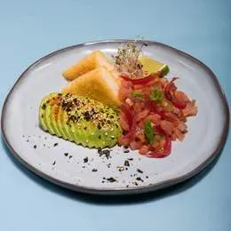 Tatar z tuńczyka