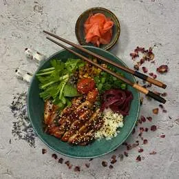 Chirashi kurczak z chipotle