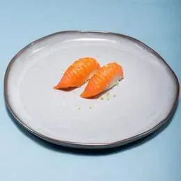 1.Nigiri łosoś marynowany w cytrusach