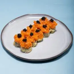9.Hosomaki rzepa w tempurze 10 szt.