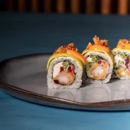 8.California krewetki w tempurze, boczek prażony