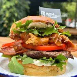 Burger z kurkami