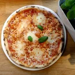 Pizza Margherita
