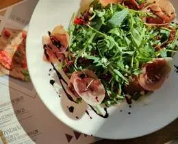 Sałatka Prosciutto