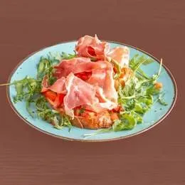 Bruschetta con prosciutto crudo