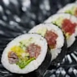 Futomaki z Tuńczykiem Yellowfin