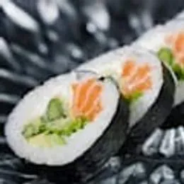 Futomaki Philadelphia szparagi w tempurze