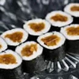 Hosomaki tykwa marynowana w sosie teriyaki