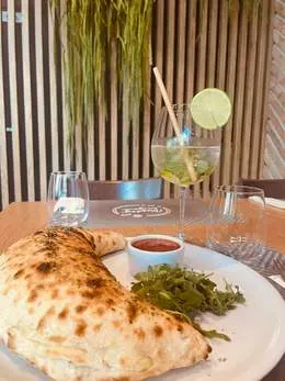 Calzone Classico