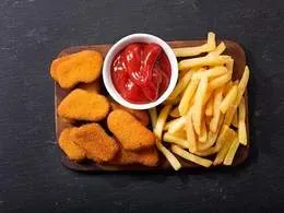 Piccolo nuggets z frytkami