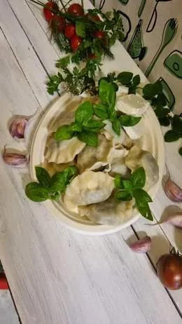 Pierogi że szpinakiem i fetą 7 szt
