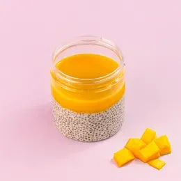 Pudding z chia i musem z mango