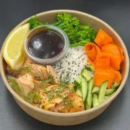Poke Bowl Salmon