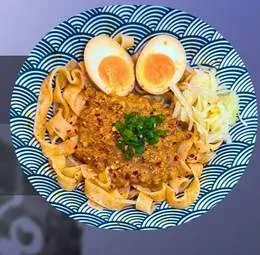 Makaron youpo z mielonym mięsem