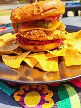 TexMex Chicken Cheese Burger