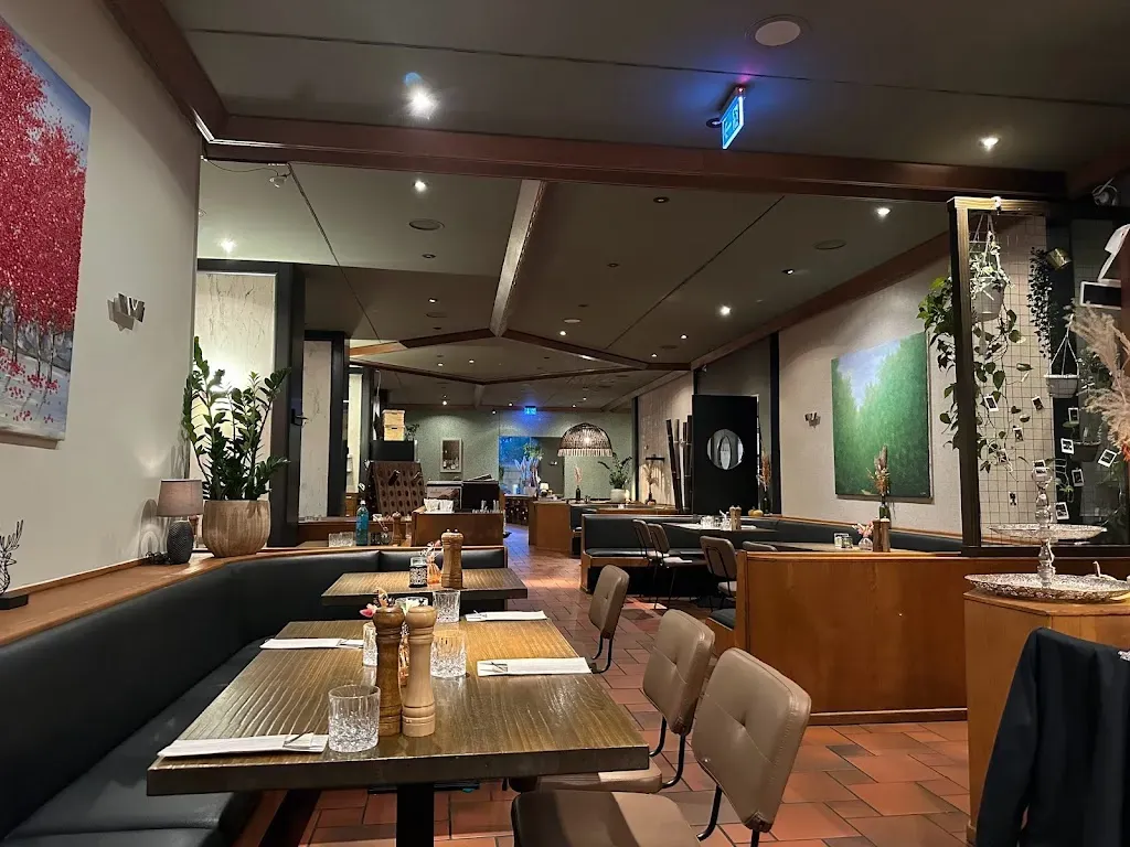 Hickory Dresden – Tapas BBQ & Smokehouse