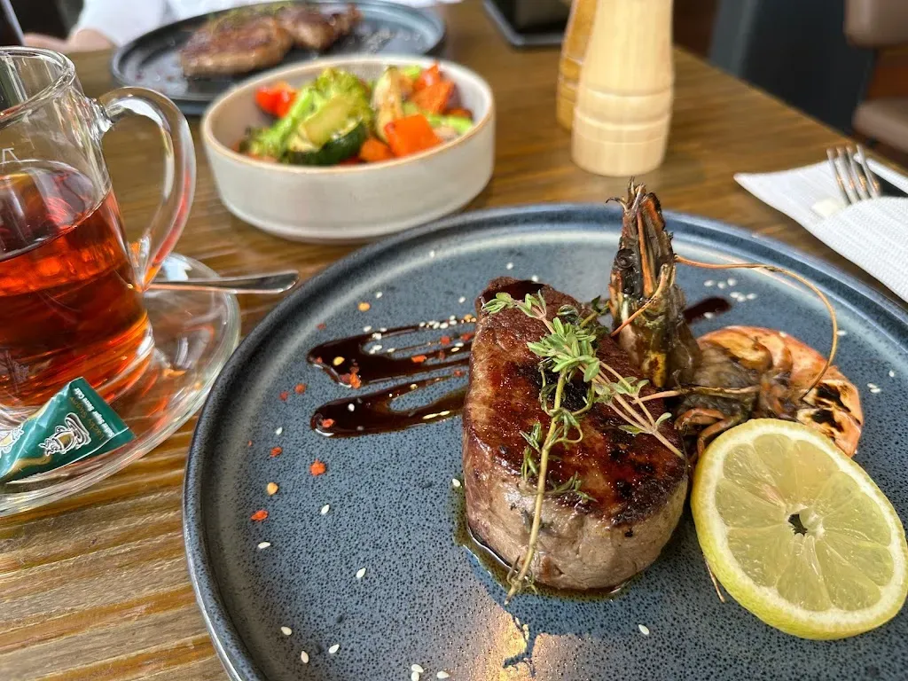 Hickory Dresden – Tapas BBQ & Smokehouse