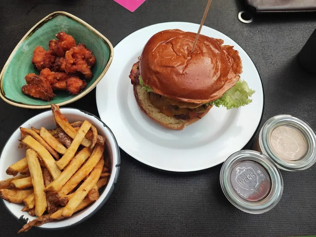 Burgerlich
