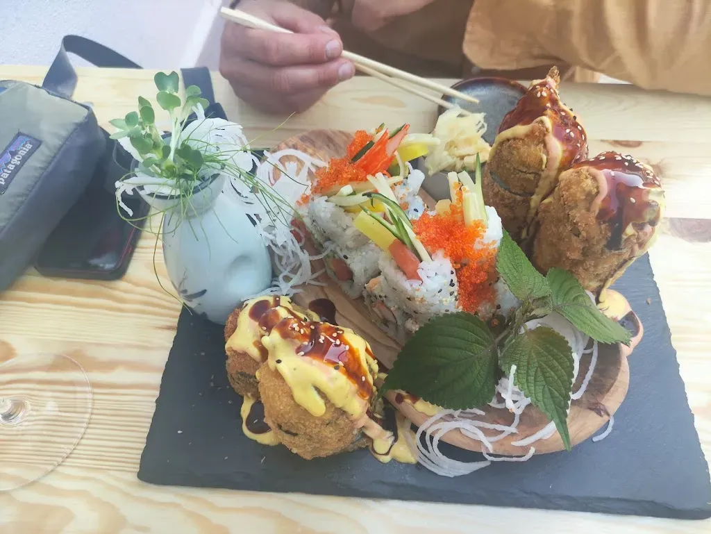 Lili Sushi Ramen und Wok